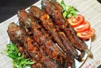 Menu lele bakar dari restoran Indonesia di Singapura viral setelah disebut mirip Zombie Catfish oleh netizen.