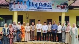 Dinas Kesehatan Kota Sungai Penuh menggelar syukuran pasca Iduladha 1447 Hijriah bersama jajaran pegawai dan tamu undangan.