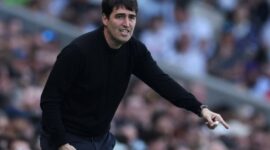 Liverpool dikabarkan mempertimbangkan Andoni Iraola sebagai pengganti Arne Slot untuk musim depan.