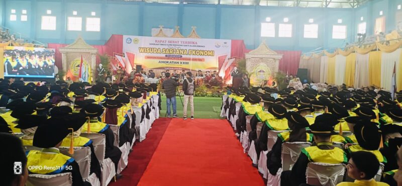 Wisuda Angkatan XXII STIE Sakti Alam Kerinci Tahun 2026 yang diikuti 313 sarjana ekonomi di Kota Sungai Penuh