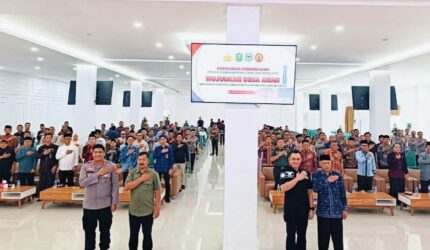 Kapolres Kerinci bersama Densus 88 saat sosialisasi pencegahan radikalisme dan terorisme di IAIN Kerinci.