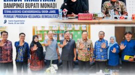 Kadis PPKBPPPA Kabupaten Kerinci Linda Martiani mendampingi Bupati Kerinci Monadi menerima audiensi Kepala Perwakilan Kemendukbangga/BKKBN Provinsi Jambi, Zamhari, di Kantor Bupati Kerinci