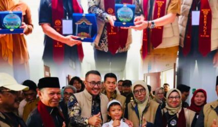 Wali Kota Alfin meninjau pelaksanaan Bakti Sosial Sunatan Massal ke-13 Minker-JS di RSUD H. Bakri Kota Sungai Penuh.