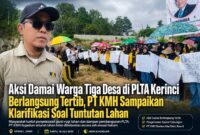 Masyarakat Desa Pulau Pandan, Karang Pandan, dan Pengasih Lama menggelar aksi damai di pintu masuk PLTA PT Kerinci Merangin Hidro pada Sabtu (18/7/2026) untuk menyampaikan tuntutan terkait ganti rugi lahan. Aksi berlangsung aman, tertib, dan mendapat pengamanan dari Polres Kerinci, Kodim 0417/Kerinci, serta petugas keamanan perusahaan.