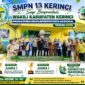 Kepala SMPN 13 Kerinci Liza Azoni, M.Pd bersama warga sekolah menunjukkan semangat mempersiapkan diri mengikuti Lomba Sekolah Adiwiyata Nasional 2026.