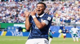 Kylian Mbappe mengalami cedera saat membela Timnas Prancis menghadapi Turki dalam laga UEFA Nations League.