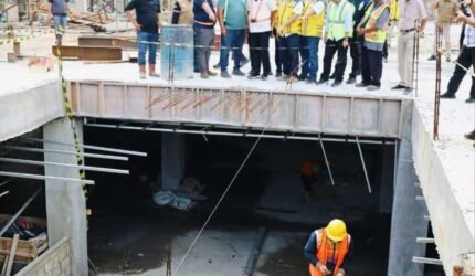 Wako Alfin meninjau pembangunan Pasar Beringin Jaya Sungai Penuh