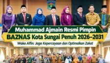 Wali Kota Sungai Penuh Alfin melantik Muhammad Ajmain sebagai Ketua BAZNAS Kota Sungai Penuh periode 2026–2031 di Aula Kantor Wali Kota Sungai Penuh.