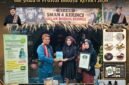 Stand SMAN 4 Kerinci menampilkan batik buah tutung dan berbagai karya kreatif siswa sebagai upaya melestarikan kearifan lokal serta memperkenalkan budaya Kerinci di Festival Budaya Kerinci 2026.