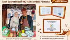 Kopi Telur atau Egg Coffee menjadi kuliner tradisional yang diperkenalkan melalui stan Sekretariat DPRD Kabupaten Kerinci, yang berhasil meraih terbaik pertama dalam Festival Budaya Kerinci 2026.