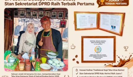 Stan Sekretariat DPRD Kabupaten Kerinci menampilkan informasi kandungan dan bahan Kopi Telur dalam Festival Budaya Kerinci 2026.
